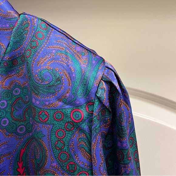 NWT Vintage Nicola Satin Look Paisley Top - Picture 4 of 6